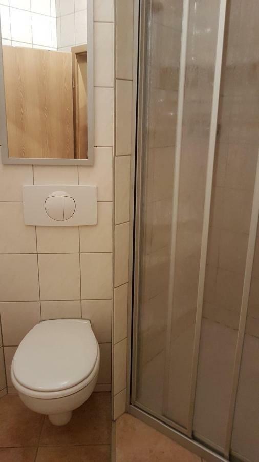 Apartment Im Gruenen Mit Anbindung Ans Zentrum Ερφούρτη Εξωτερικό φωτογραφία